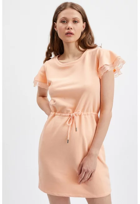 Рокля с къси ръкави