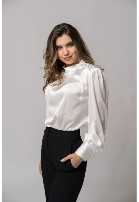 Сатинирана блуза Tiffany с ниска яка