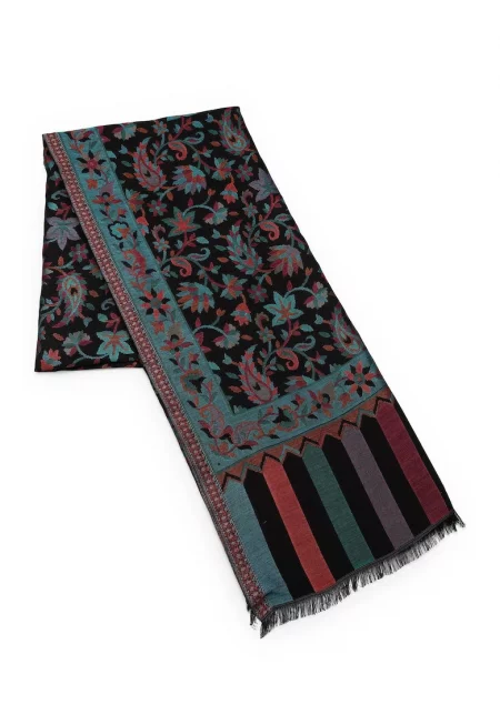 Шал с вълна и десен