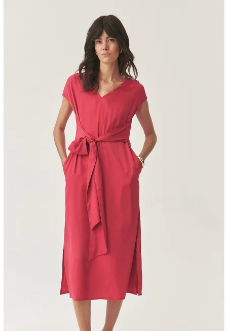 Шпиц рокля с връзка и джобове встрани - Червен