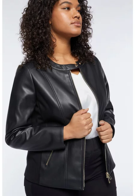 Яке с цип и скосени джобове