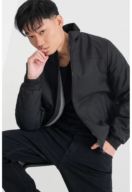 Яке Vincit със стандартна кройка и миди яка - Черен