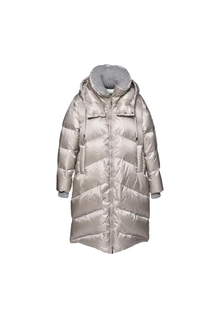 Зимно капитонирано яке