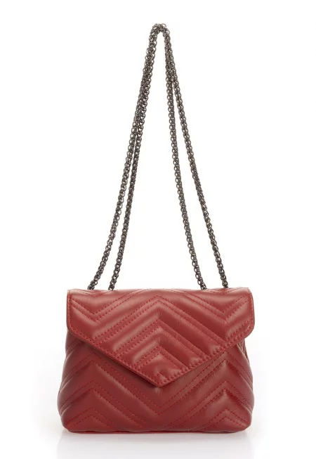 Кожена чанта с конвертируема презрамка с верижка