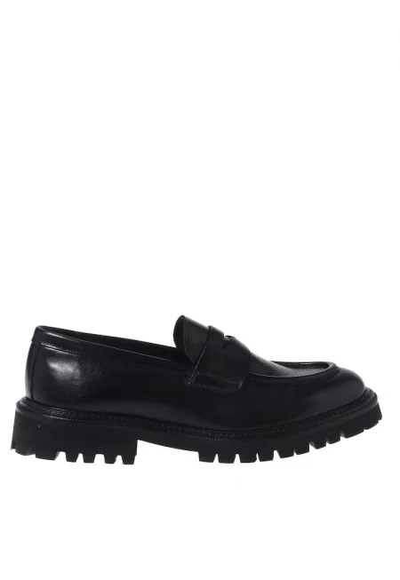 Кожени мокасини