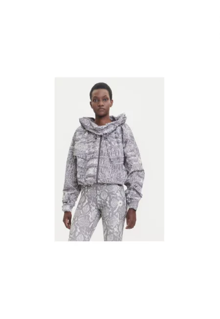 Леко яке с принт