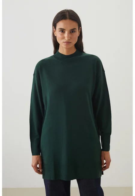 Свободен пуловер с цепки