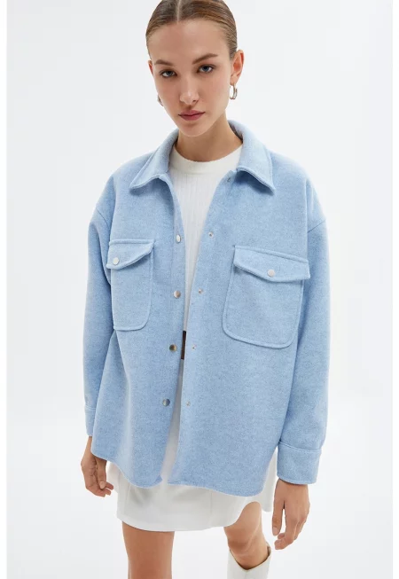 Уголемено яке с капси