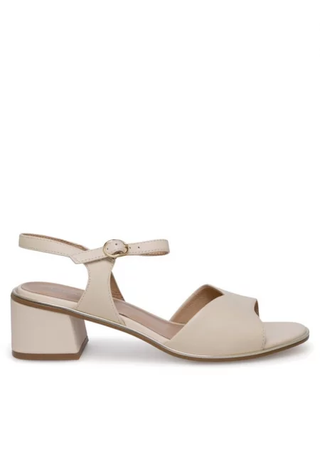 Бежови дамски сандали  Бежов