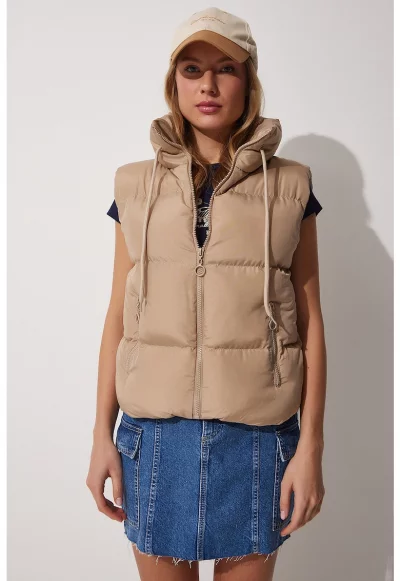 Капитониран елек с джобове с цип