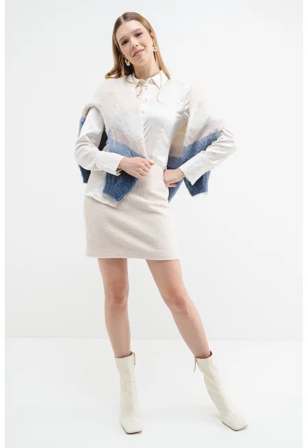 Риза с копчета на яката - Крем