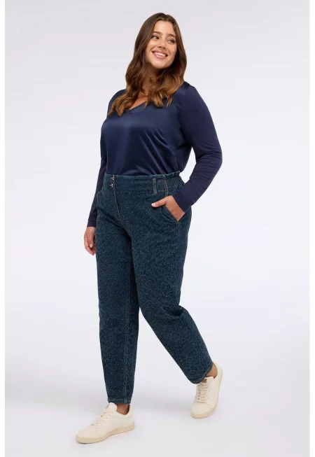 Сатинирана шпиц блуза