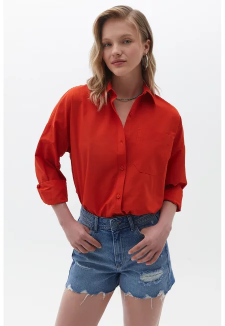 Свободна риза с пришит джоб