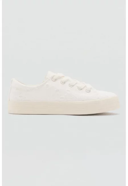 Текстилни спортни обувки с платформа