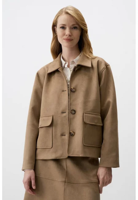 Яке с копчета и джобове с капаче - Камел