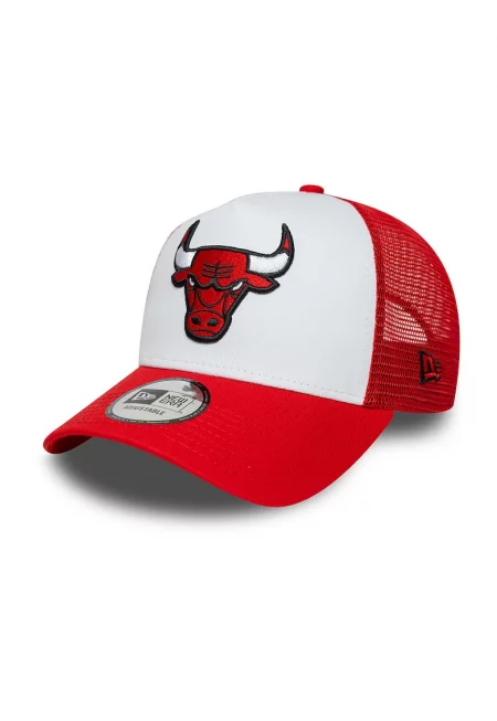 Бродирана шапка с лого на Chicago Bulls