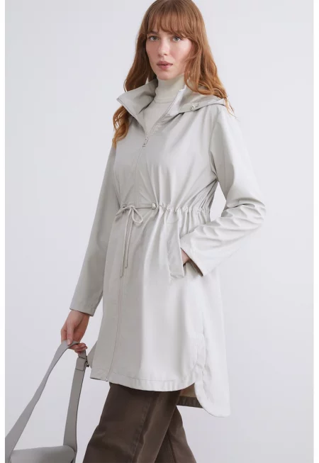 Дъждобран с качулка и цип