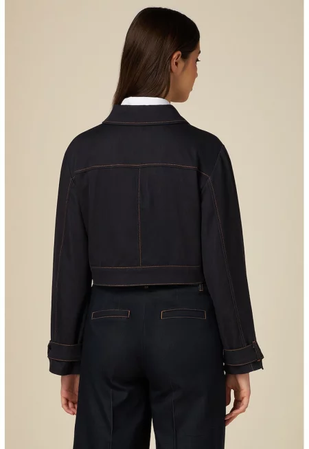 Късо яке с контрастни шевове