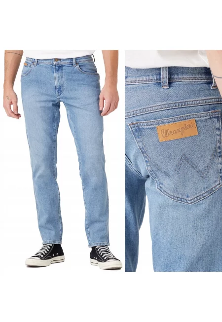 Мъжки дънки Wrangler  сини - W30 L34 - вталена кройка - стеснени крачолища крачо при крачолите