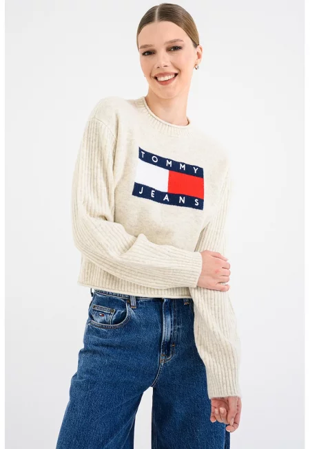 Пуловер с овално деколте и лого