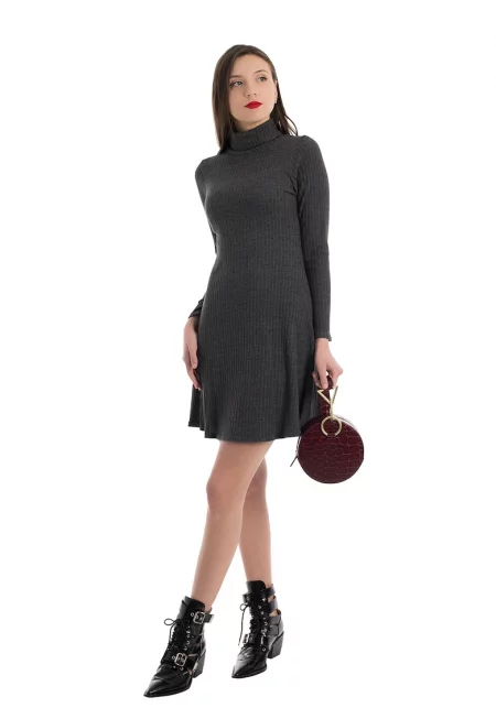 Рипсена рокля тип пуловер Lara