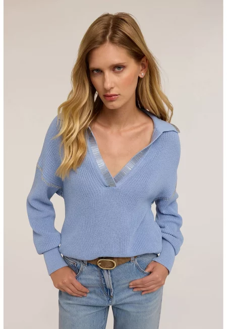 Шпиц пуловер с яка