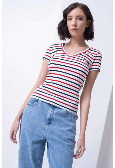 Слим тениска с шпиц