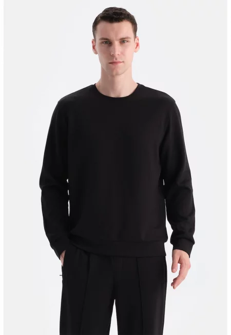 Суитшърт с овално деколте - Черен -