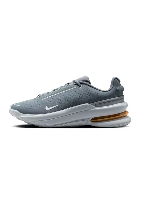 Текстилни спортни обувки Air Zoom Upturn с релеф