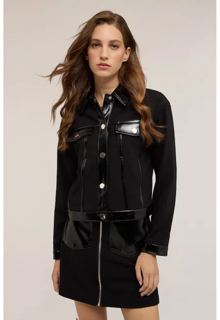 Яке с джобове с капаче - Черен