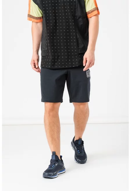 Бермуди с лого