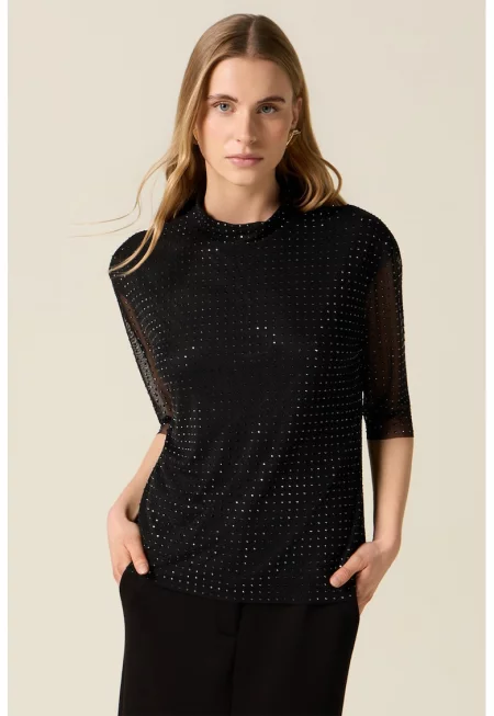 Блуза с декоративни камъни