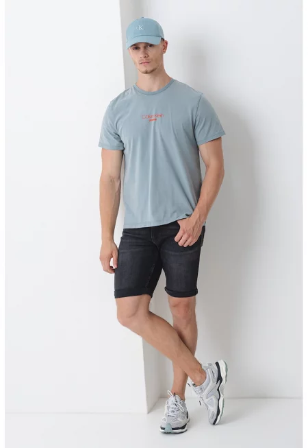 Памучна тениска с овално деколте