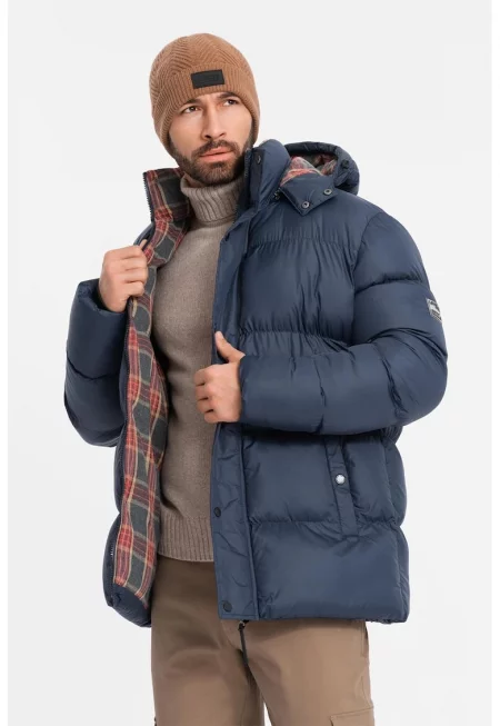 Подплатено зимно яке от найлон с качулка