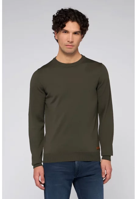 Пуловер от необработена вълна