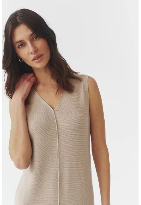 Релефна рокля с шпиц Audrey - Бежов