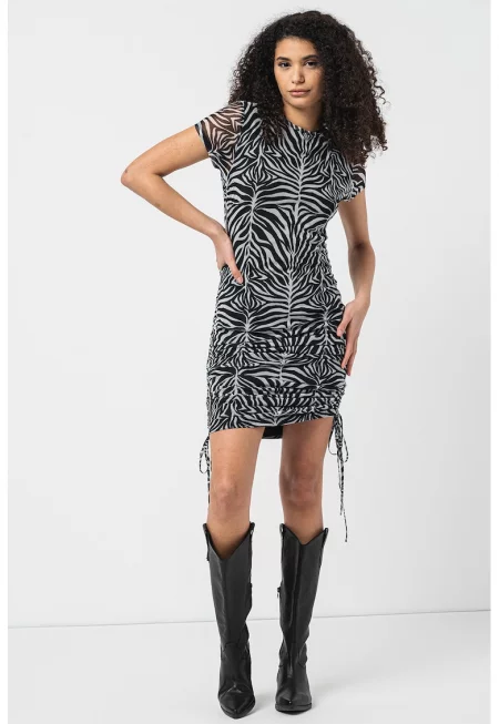 Рокля Nerana с рюш - Бял/Черен