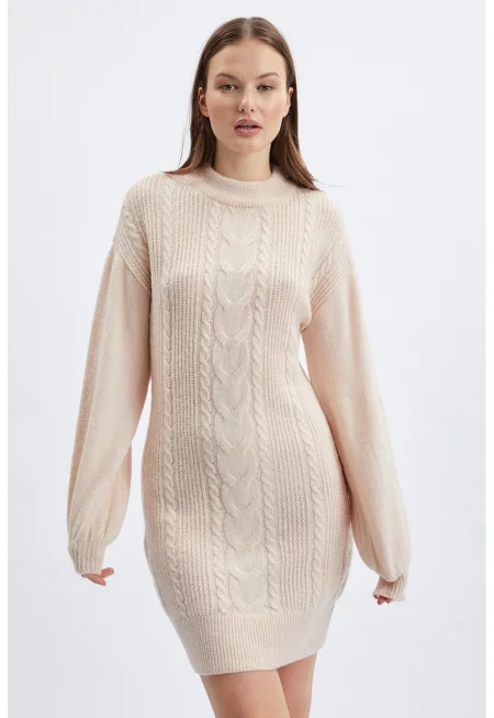 Рокля-пуловер с плетка осморка