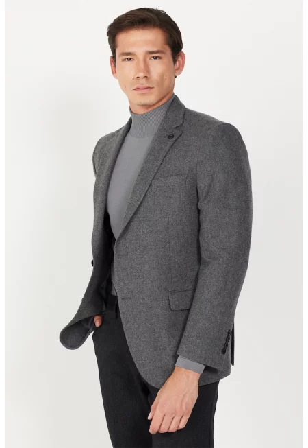 Сако с вълна с копчета