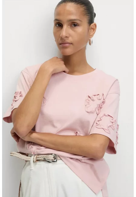 Свободна тениска с флорални апликации