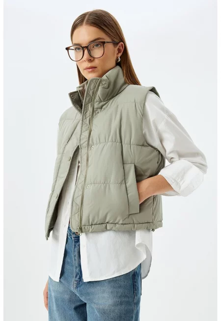 Ватиран елек с цип - Светлозелен