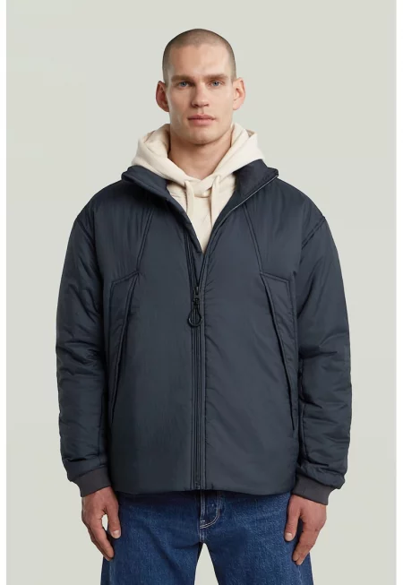 Яке с цип и висока яка