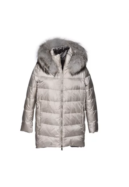 Зимно яке с еко пух на качулката