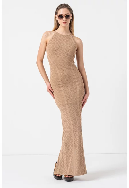 Фино плетена дълга рокля с цепка на гърба
