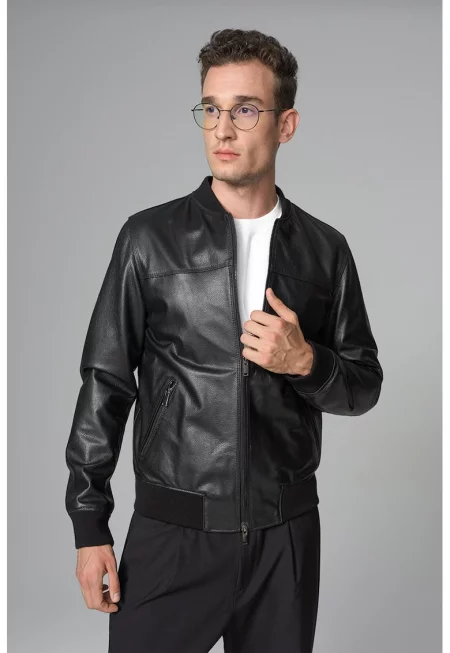 Кожено яке с джобове с цип - Черен