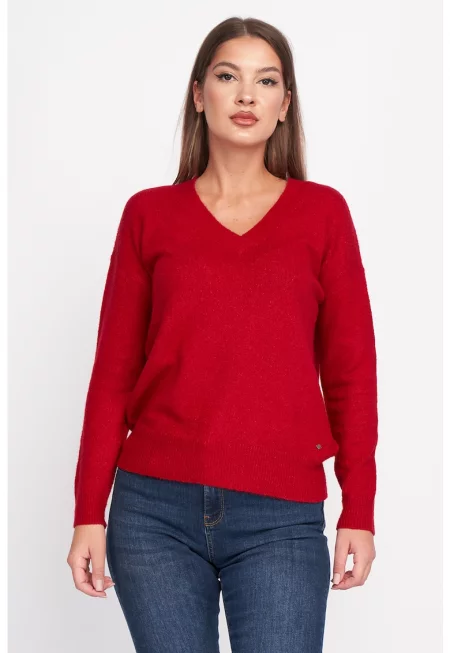 Пуловер с шпиц и паднали ръкави