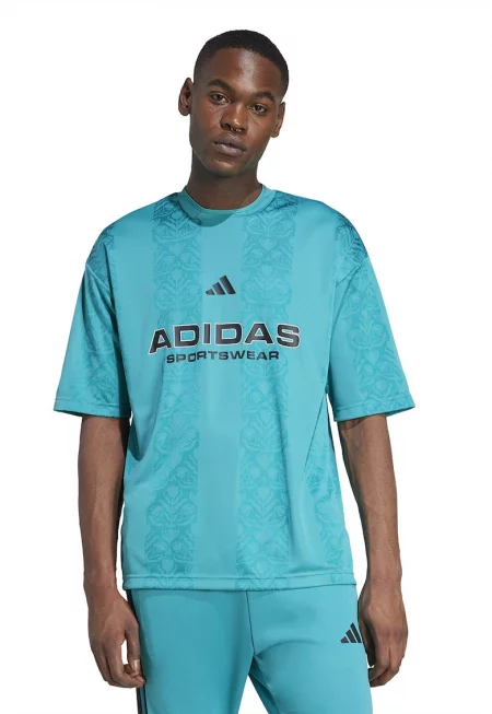 Тениска с овално деколте и лого