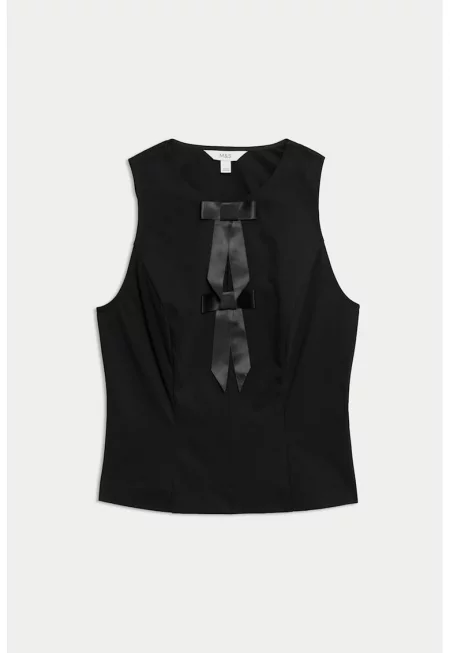 Топ със сатинирани панделки