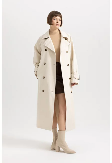 Тренч с двуредно закопчаване