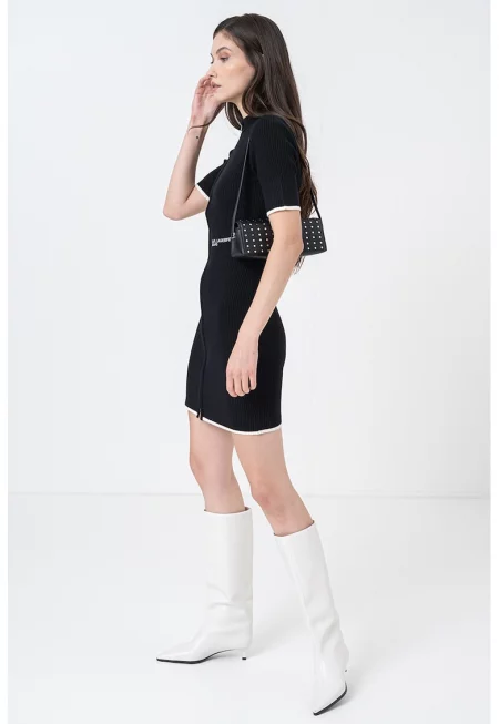 Къса рипсена рокля с цип - Черен